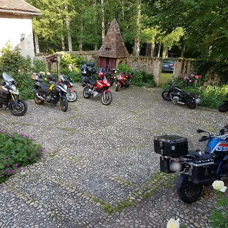 La Bastide Du Roy Guest house